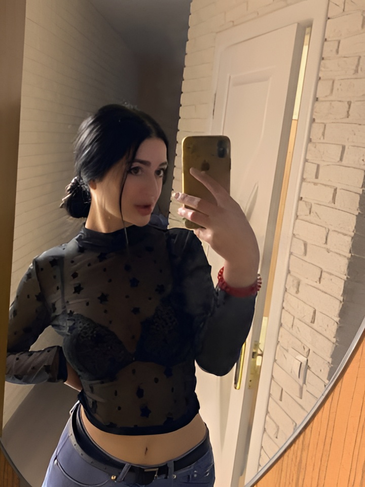 Софа привлекальеная девушка из Сызрани цена от 2500 руб