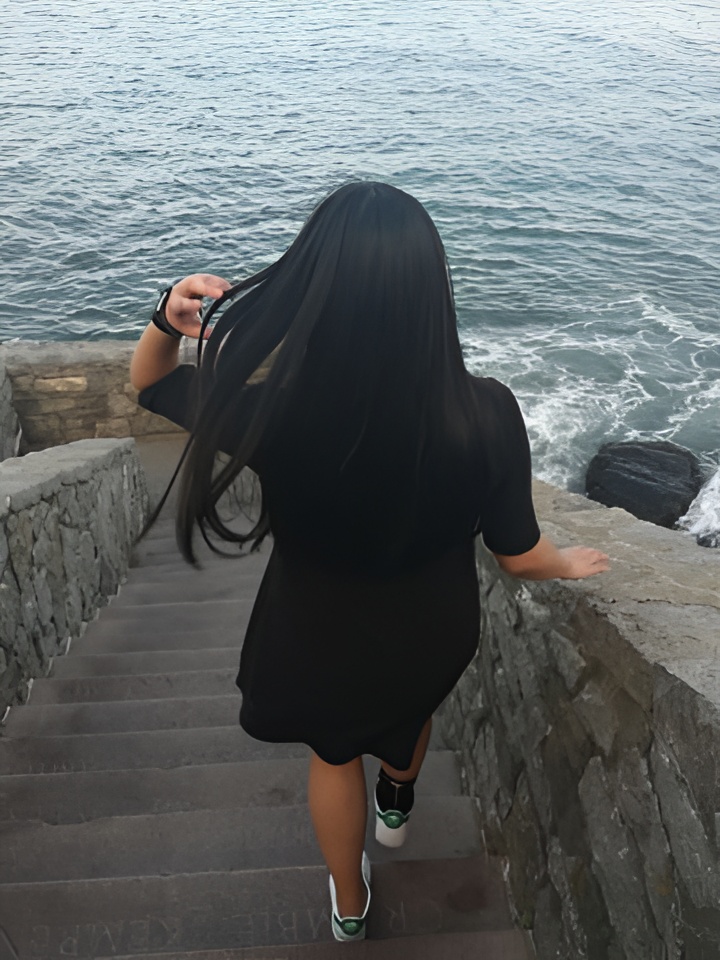 Юстина привлекальеная девушка из Сызрани цена от 2500 руб