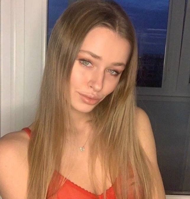 Лада привлекальеная девушка из Сызрани цена от 3000 руб