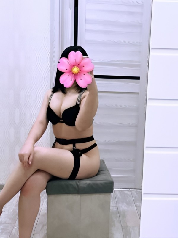 Дина привлекательная девушка из Сызрани цена от 3000 руб