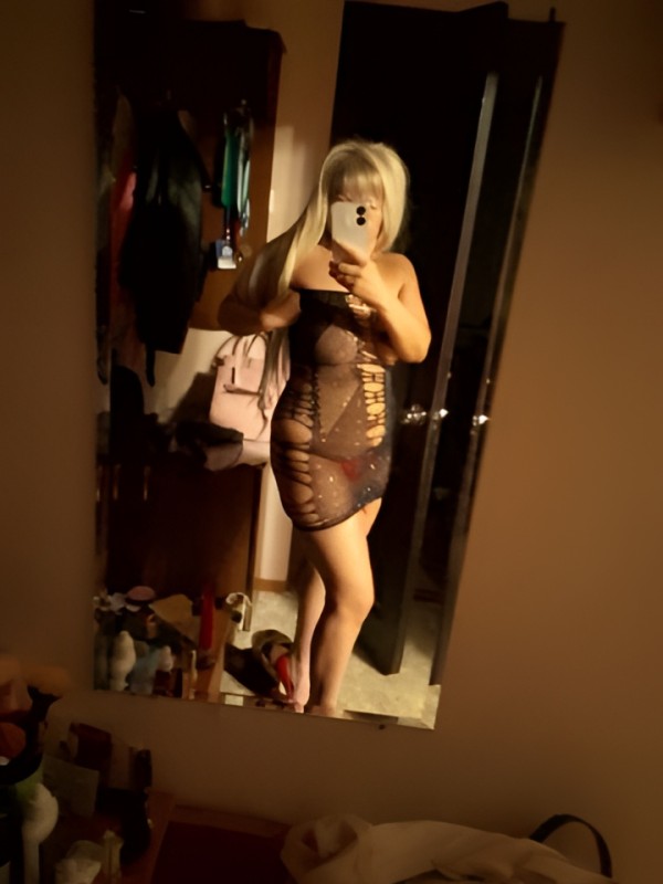 Юнона привлекательная девушка из Сызрани цена от 3000 руб