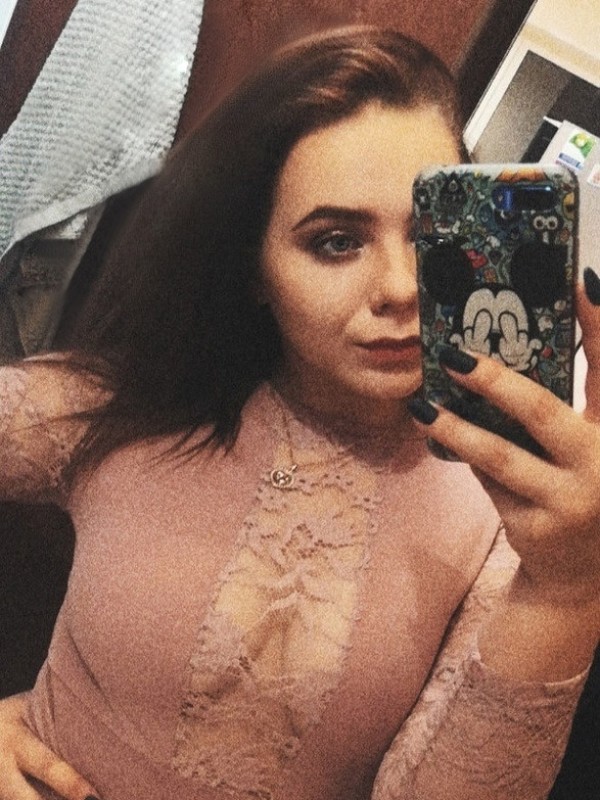 Карина привлекательная девушка из Сызрани цена от 3500 руб